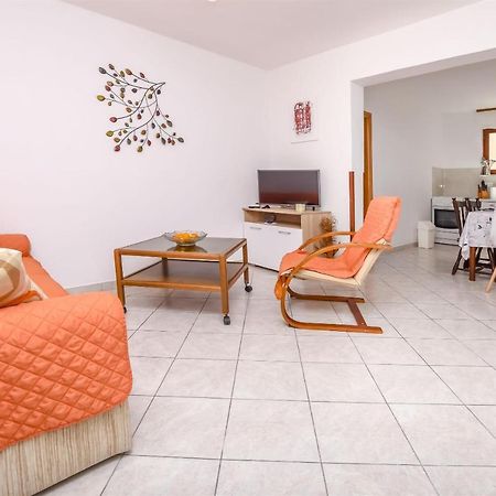 Apartments Viktor Rogoznica  Luaran gambar