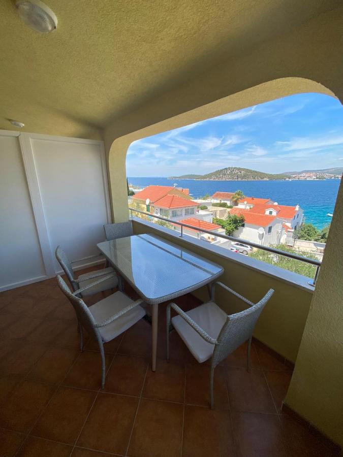 Apartments Viktor Rogoznica  Luaran gambar