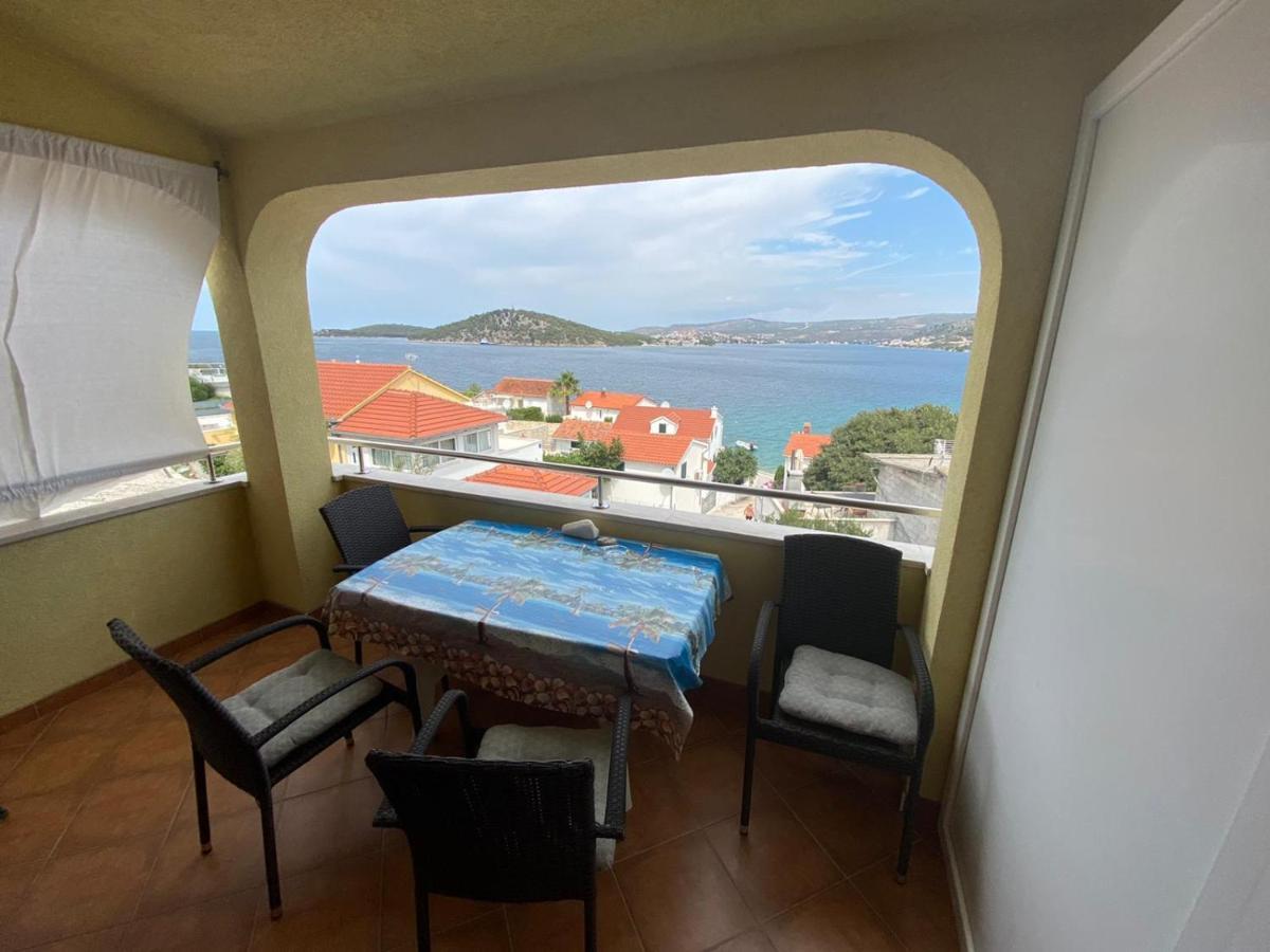 Apartments Viktor Rogoznica  Luaran gambar