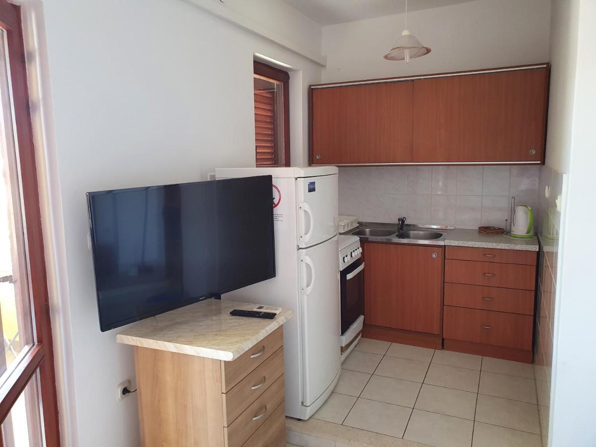 Apartments Viktor Rogoznica  Luaran gambar
