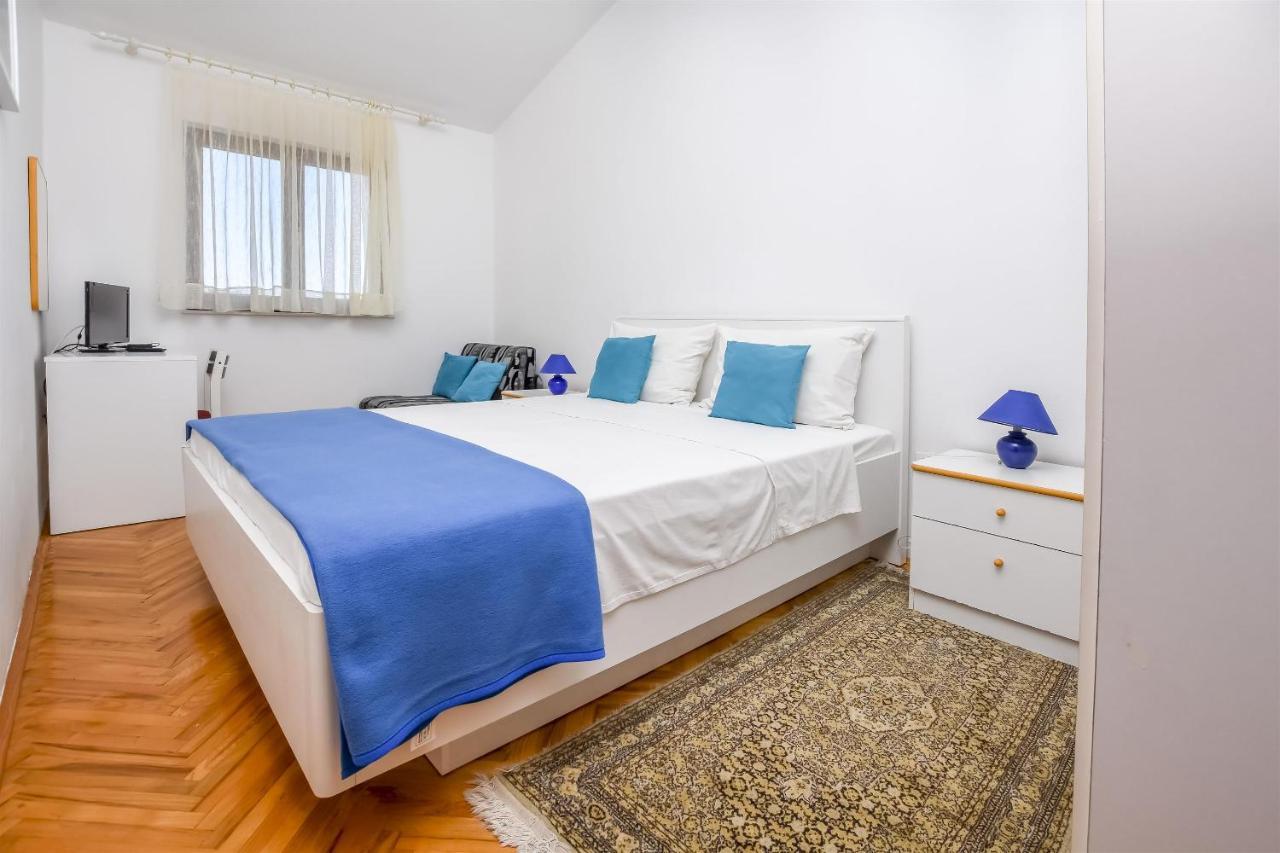 Apartments Viktor Rogoznica  Luaran gambar