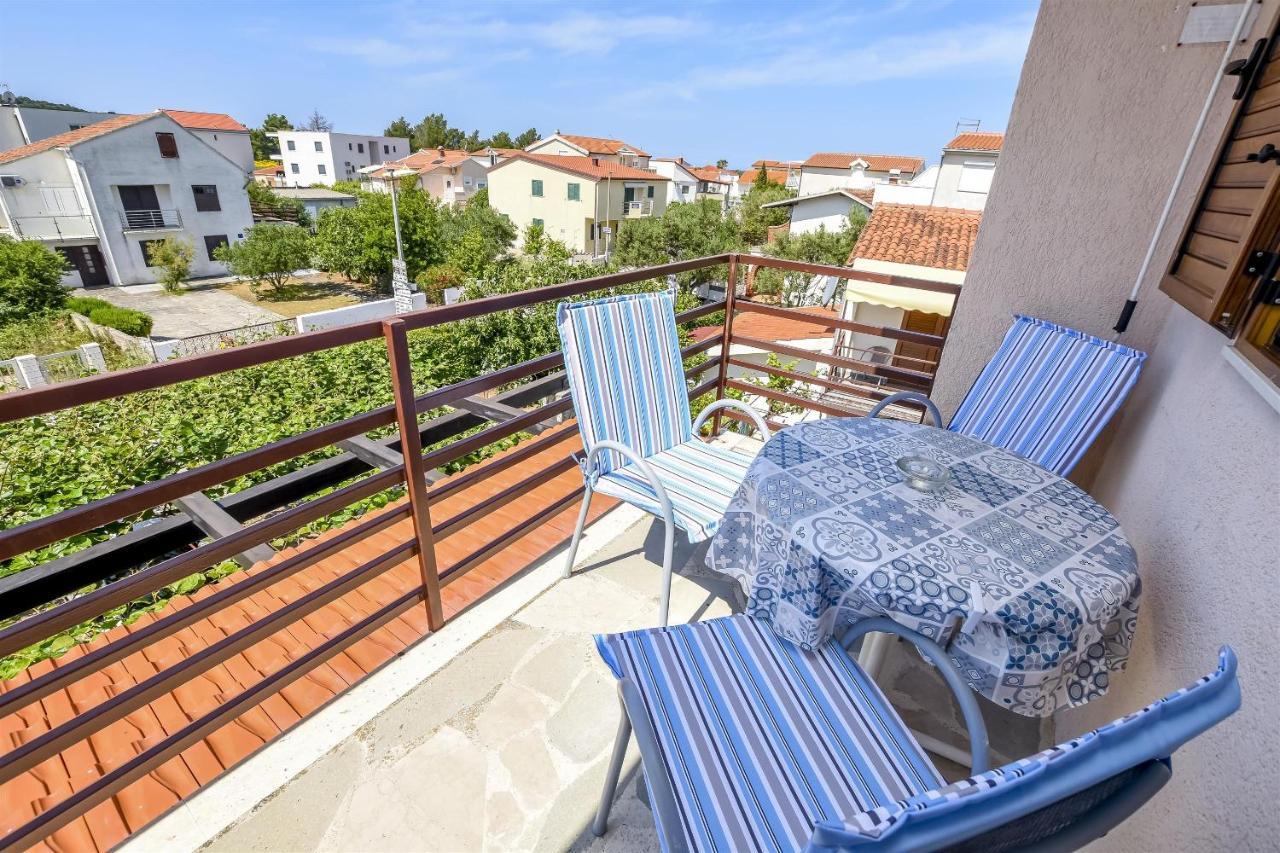 Apartments Viktor Rogoznica  Luaran gambar